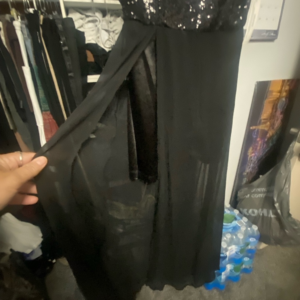 Dress - Picture 2 of 5